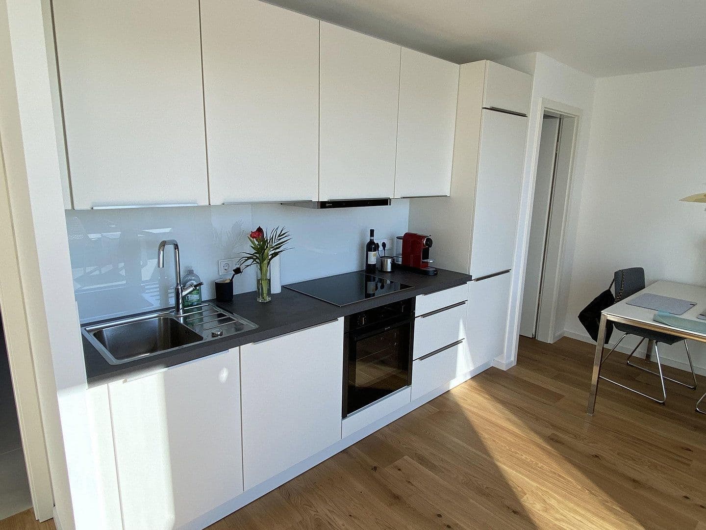 Prenájom bytu 2-izbový 55 m², Bernhardstraße 147, Köln, Severné Porýnie - Westfálsko Prenájom bytu 2-izbový 55 m², Bernhardstraße 147, Köln, Severné Porýnie - Westfálsko