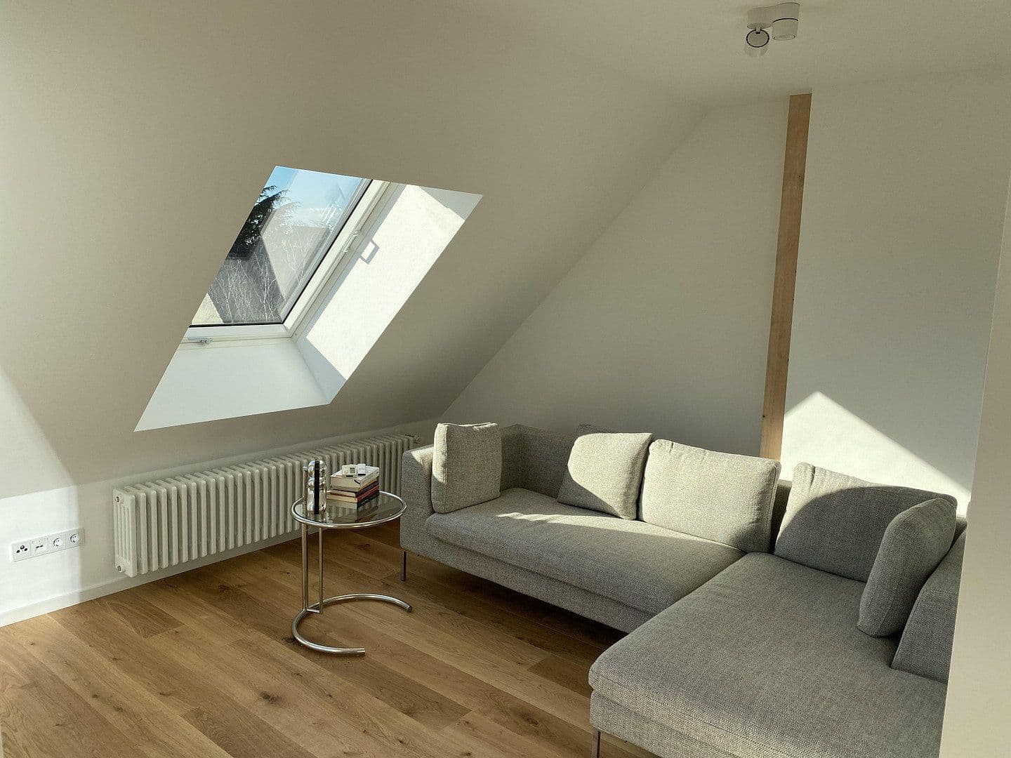 Prenájom bytu 2-izbový 55 m², Bernhardstraße 147, Köln, Severné Porýnie - Westfálsko Prenájom bytu 2-izbový 55 m², Bernhardstraße 147, Köln, Severné Porýnie - Westfálsko