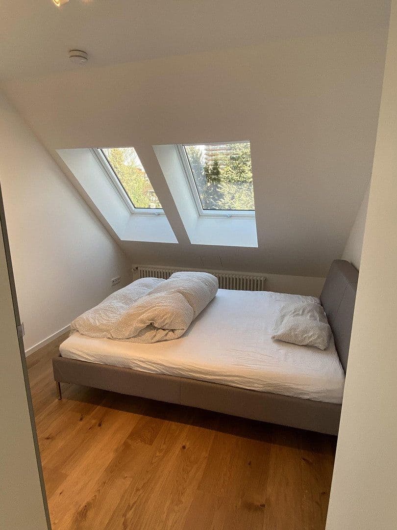 Prenájom bytu 2-izbový 55 m², Bernhardstraße 147, Köln, Severné Porýnie - Westfálsko Prenájom bytu 2-izbový 55 m², Bernhardstraße 147, Köln, Severné Porýnie - Westfálsko