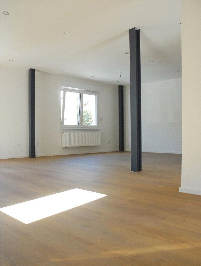 Prenájom domu 140 m², pozemok 450 m², Rülzheimer Straße 20, Kuhardt, Porýnie-Falcko Prenájom domu 140 m², pozemok 450 m², Rülzheimer Straße 20, Kuhardt, Porýnie-Falcko