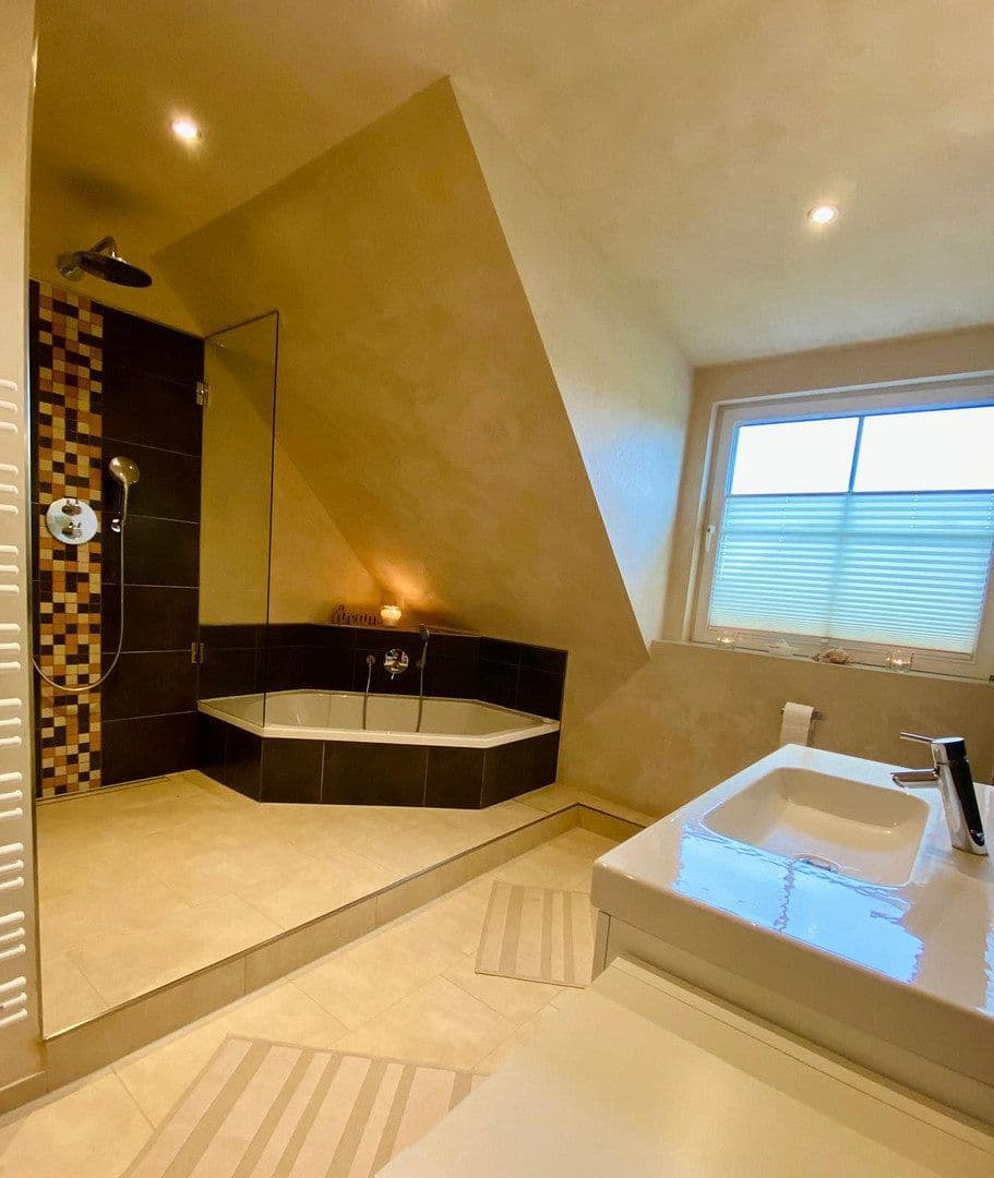 Predaj domu 123 m², pozemok 543 m², Steinburg, Šlezvicko-Holštajnsko Predaj domu 123 m², pozemok 543 m², Steinburg, Šlezvicko-Holštajnsko