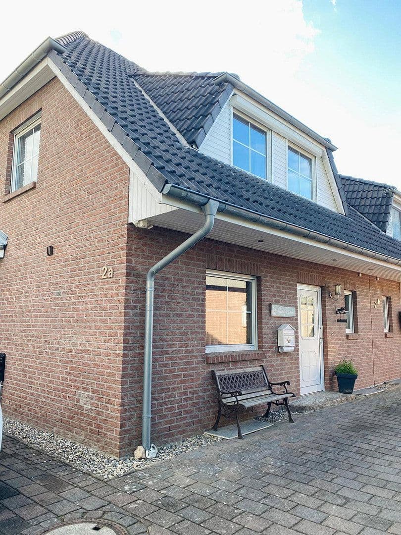 Predaj domu 123 m², pozemok 543 m², Steinburg, Šlezvicko-Holštajnsko Predaj domu 123 m², pozemok 543 m², Steinburg, Šlezvicko-Holštajnsko