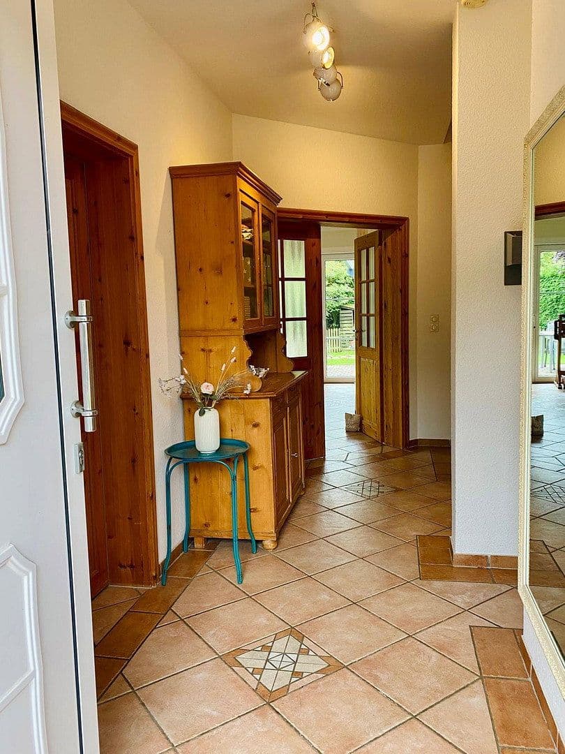 Predaj domu 123 m², pozemok 543 m², Steinburg, Šlezvicko-Holštajnsko Predaj domu 123 m², pozemok 543 m², Steinburg, Šlezvicko-Holštajnsko