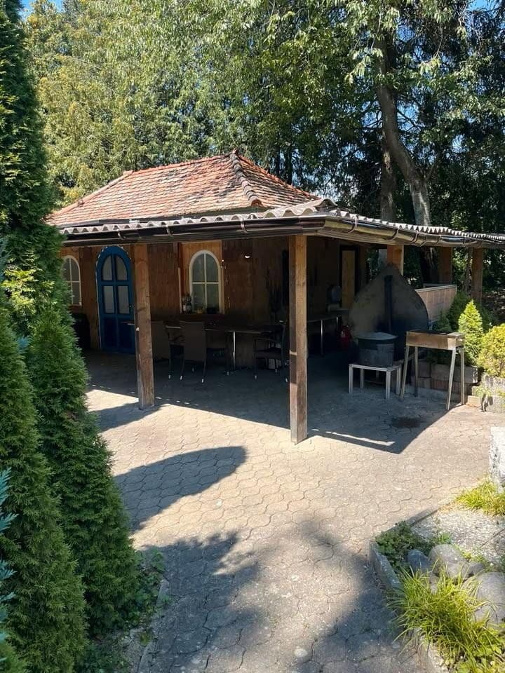 Predaj pozemku 3.600 m², Süßen, Bádensko-Wurttembersko Predaj pozemku 3.600 m², Süßen, Bádensko-Wurttembersko