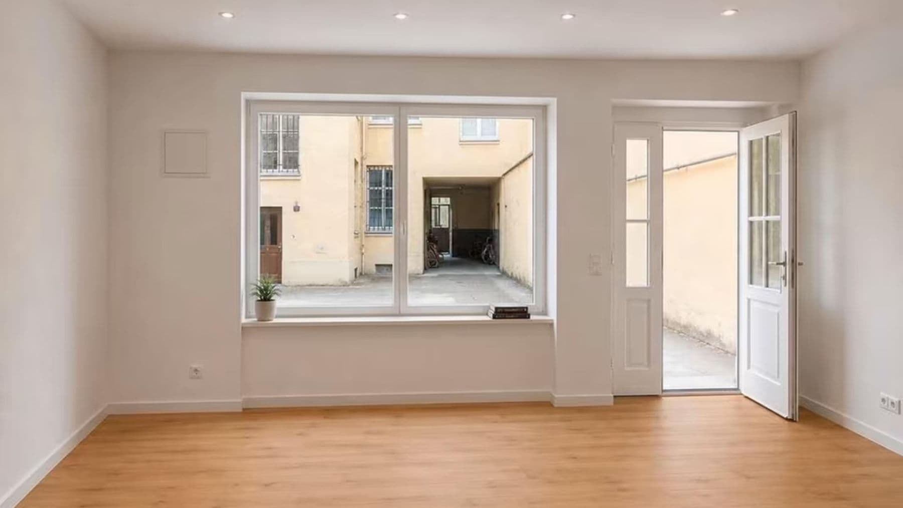 Predaj bytu 3-izbový 130 m², München, Bavorsko Predaj bytu 3-izbový 130 m², München, Bavorsko