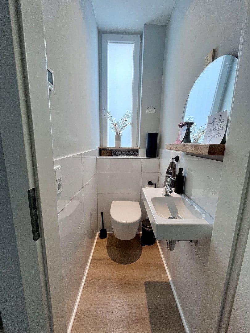 Predaj domu 185 m², pozemok 550 m², Solingen, Severné Porýnie - Westfálsko Predaj domu 185 m², pozemok 550 m², Solingen, Severné Porýnie - Westfálsko