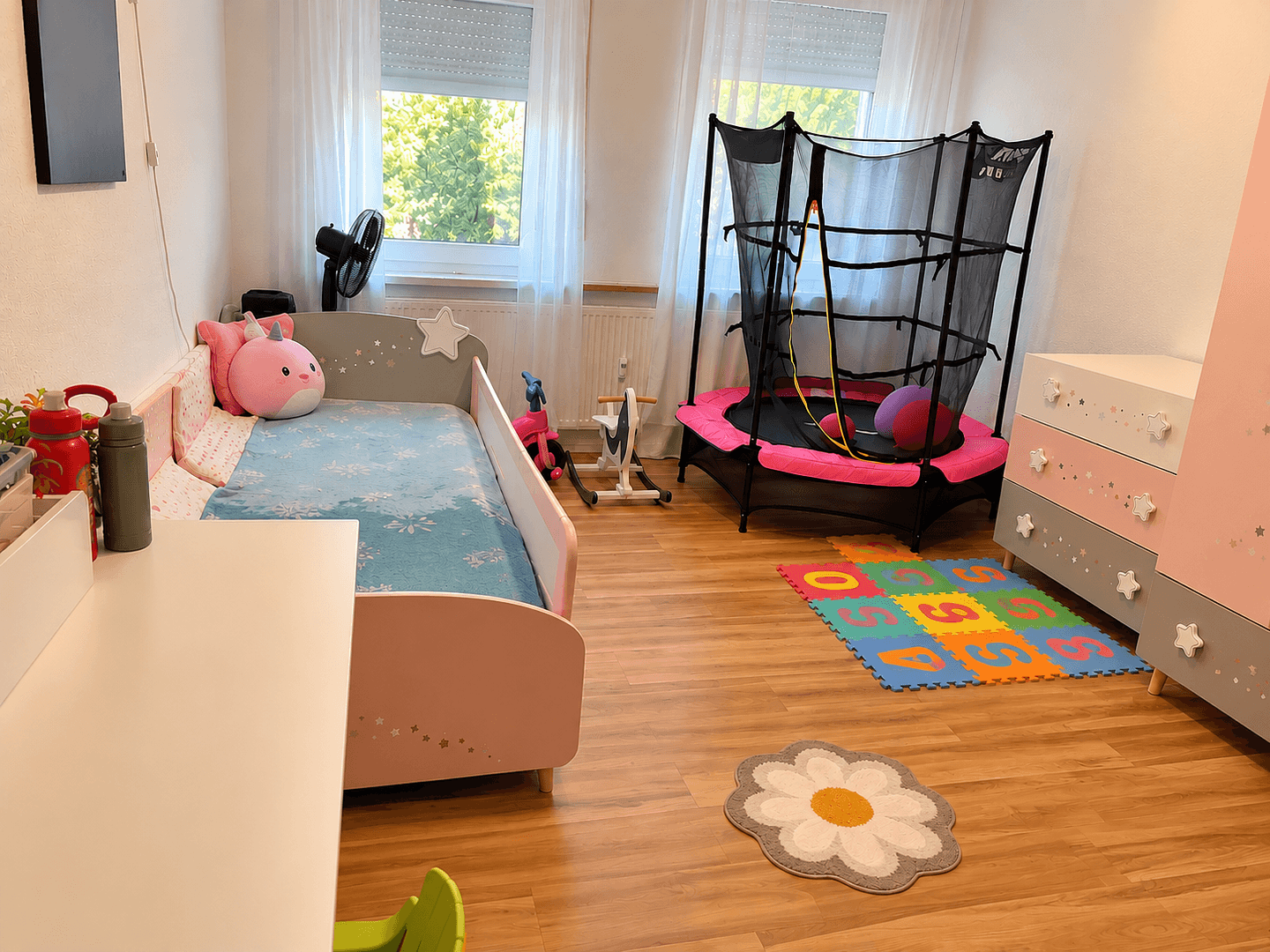 Prenájom bytu 3-izbový 84 m², Markgrafenstr, Nürnberg, Bavorsko Prenájom bytu 3-izbový 84 m², Markgrafenstr, Nürnberg, Bavorsko