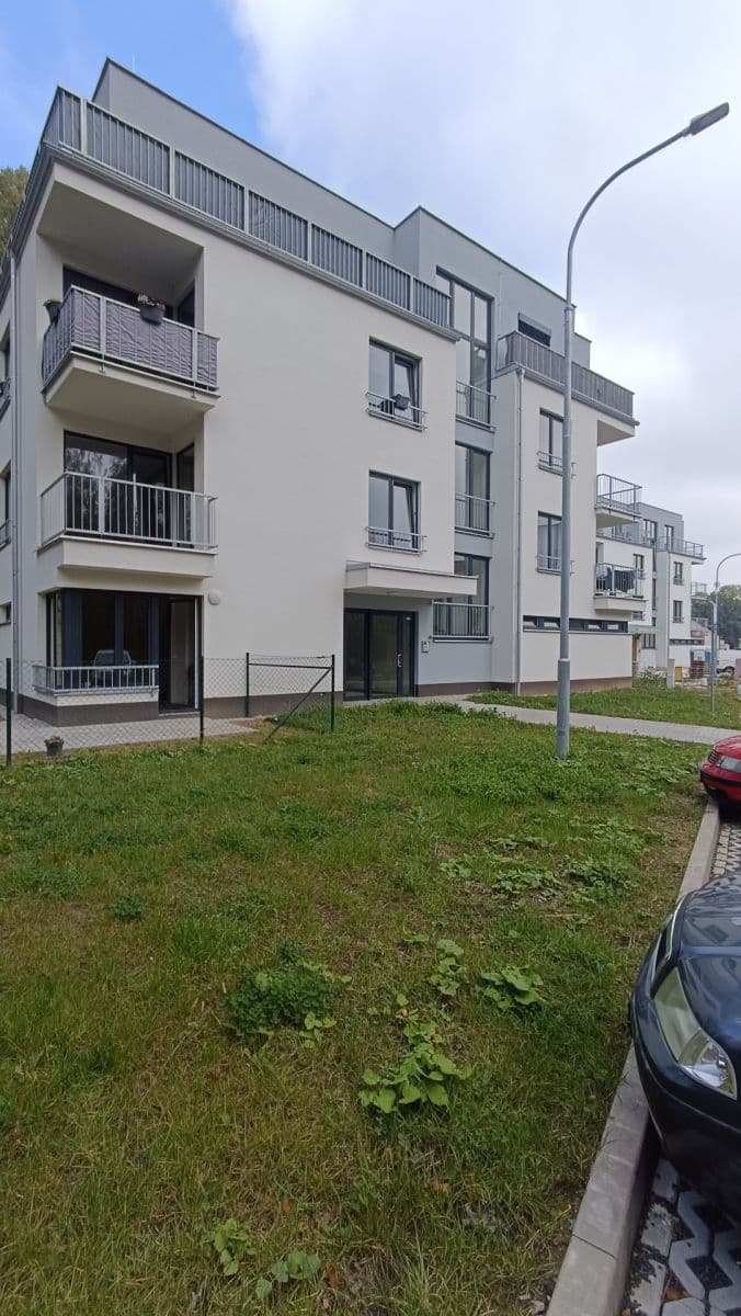 Prenájom bytu 2-izbový 56 m², K Pomezí, Cheb, Karlovarský kraj Prenájom bytu 2-izbový 56 m², K Pomezí, Cheb, Karlovarský kraj