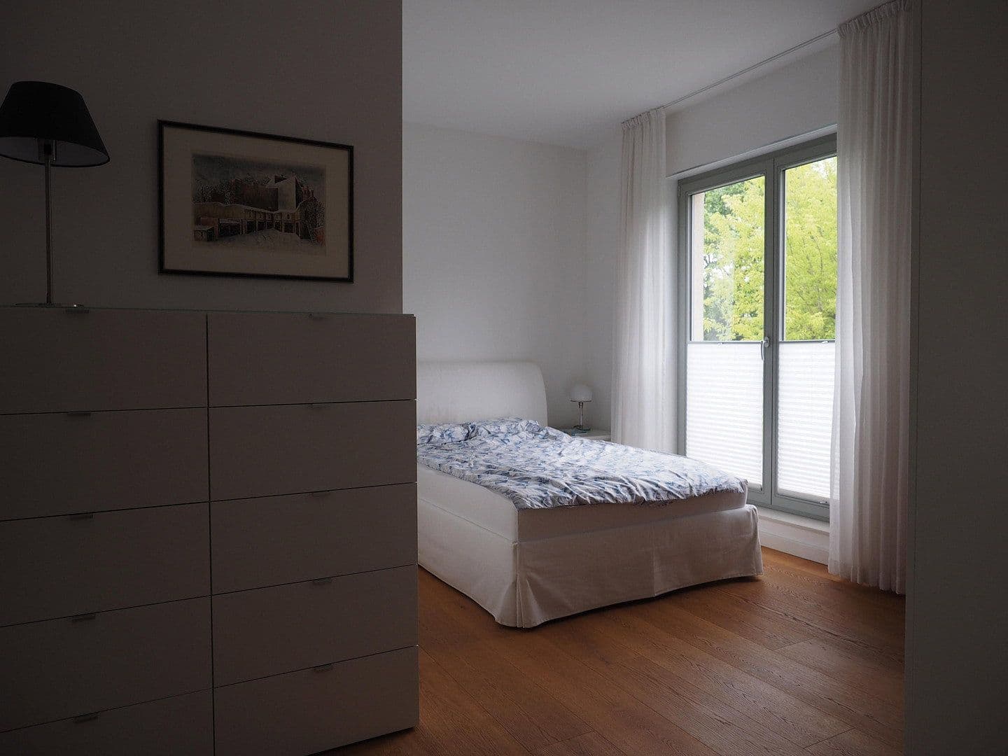 Prenájom bytu 4-izbový 172 m², Am Orangeriepark, Berlin, Berlín Prenájom bytu 4-izbový 172 m², Am Orangeriepark, Berlin, Berlín