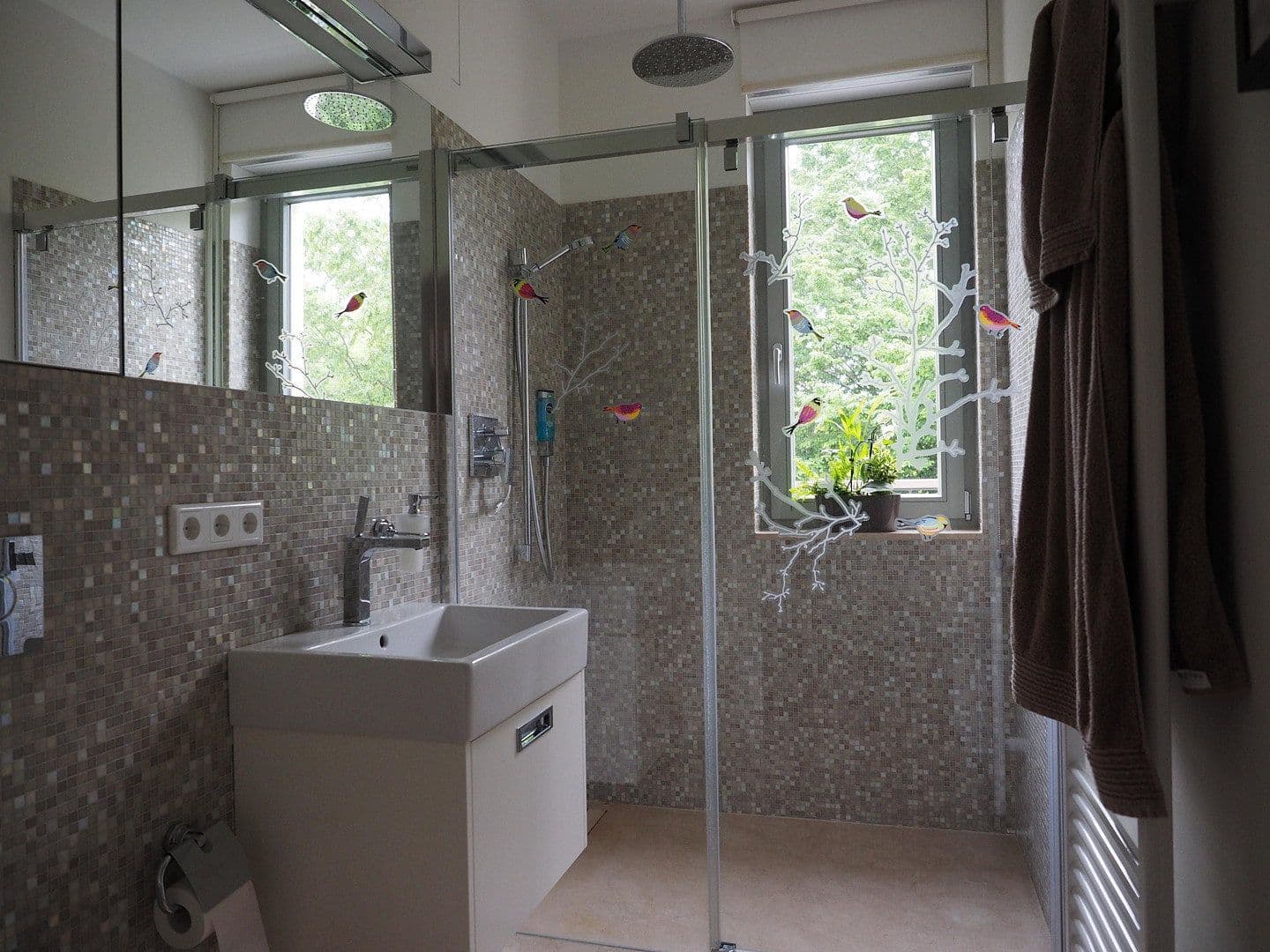Prenájom bytu 4-izbový 172 m², Am Orangeriepark, Berlin, Berlín Prenájom bytu 4-izbový 172 m², Am Orangeriepark, Berlin, Berlín