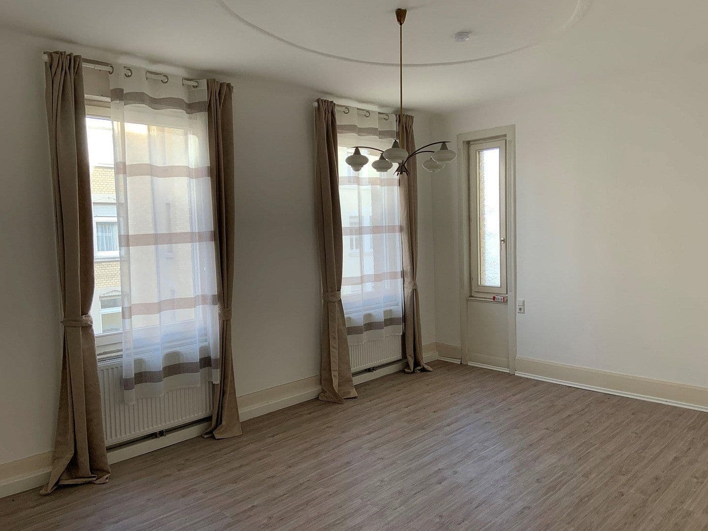 Predaj bytu 4-izbový 116 m², Freiligrathstr.30, Stuttgart, Bádensko-Wurttembersko Predaj bytu 4-izbový 116 m², Freiligrathstr.30, Stuttgart, Bádensko-Wurttembersko