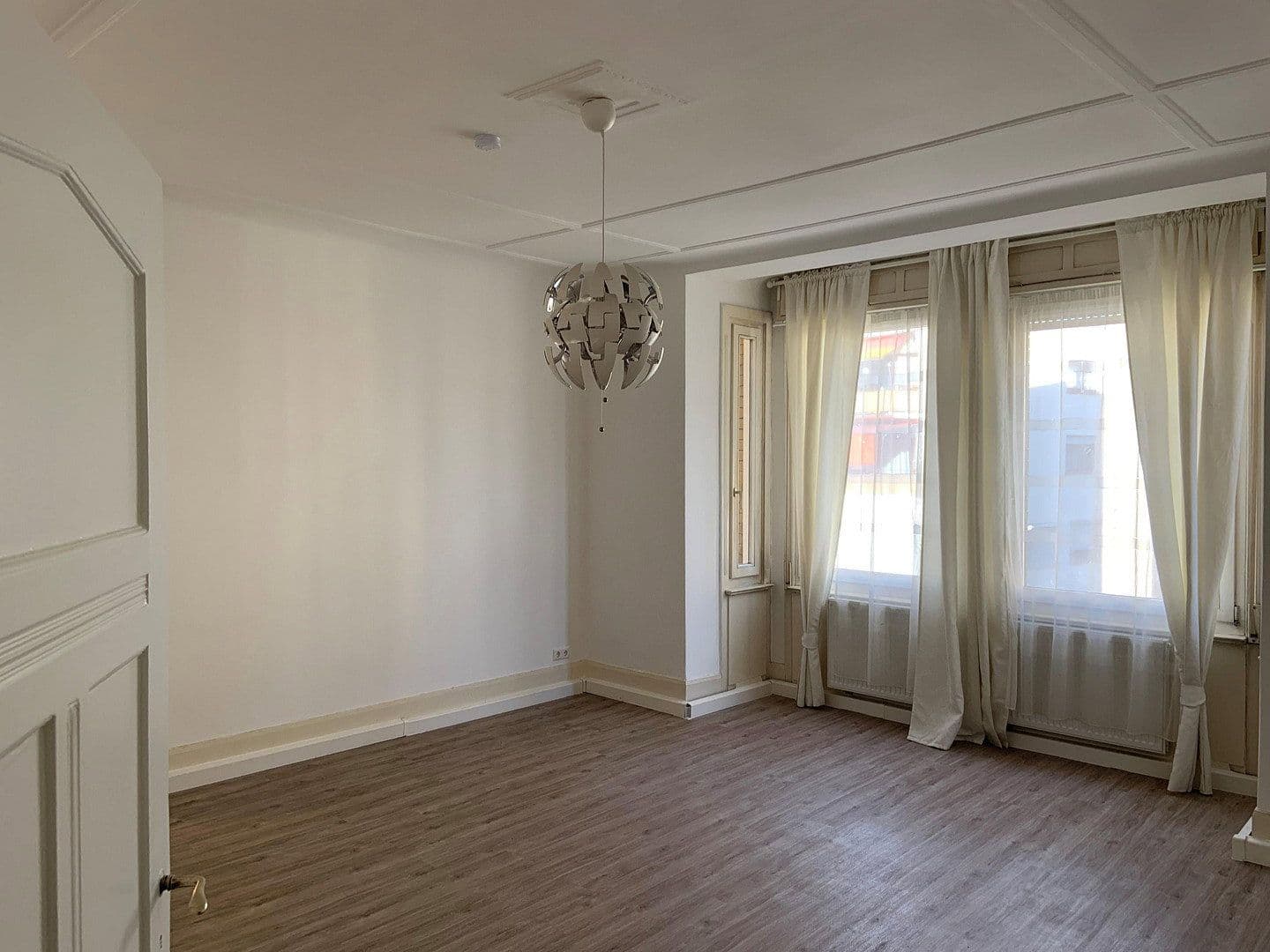 Predaj bytu 4-izbový 116 m², Freiligrathstr.30, Stuttgart, Bádensko-Wurttembersko Predaj bytu 4-izbový 116 m², Freiligrathstr.30, Stuttgart, Bádensko-Wurttembersko