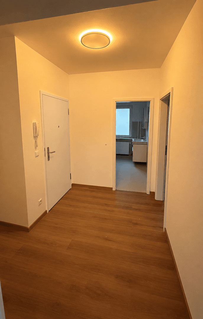 Prenájom bytu 2-izbový 78 m², Berlin, Berlín Prenájom bytu 2-izbový 78 m², Berlin, Berlín