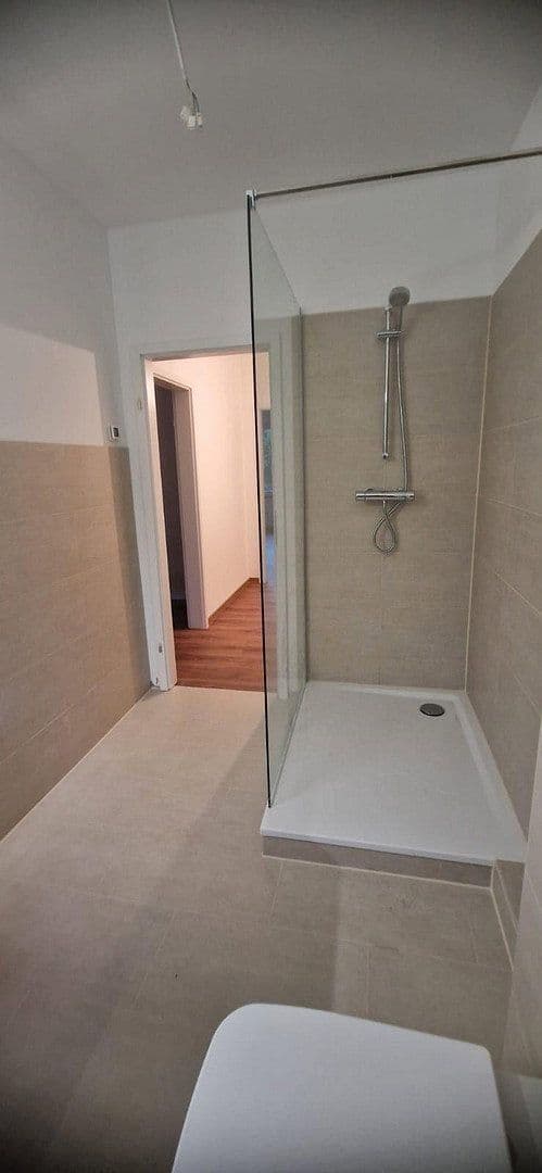Prenájom bytu 2-izbový 78 m², Berlin, Berlín Prenájom bytu 2-izbový 78 m², Berlin, Berlín