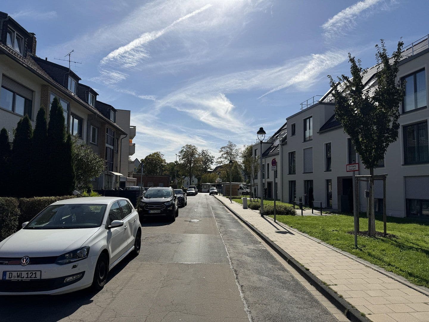 Prenájom bytu 3-izbový 79 m², Juist Str. 12, Düsseldorf, Severné Porýnie - Westfálsko Prenájom bytu 3-izbový 79 m², Juist Str. 12, Düsseldorf, Severné Porýnie - Westfálsko