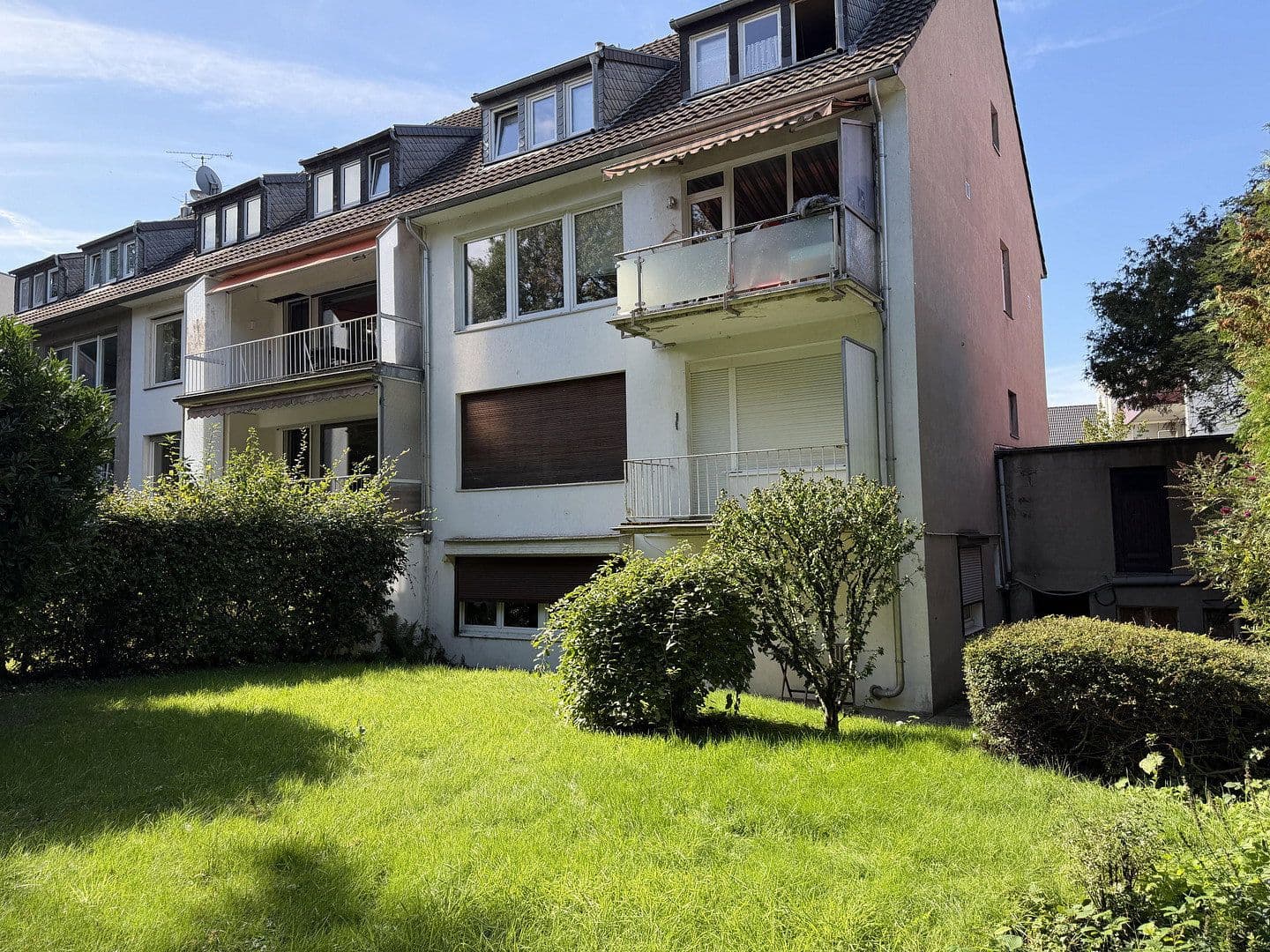 Prenájom bytu 3-izbový 79 m², Juist Str. 12, Düsseldorf, Severné Porýnie - Westfálsko Prenájom bytu 3-izbový 79 m², Juist Str. 12, Düsseldorf, Severné Porýnie - Westfálsko