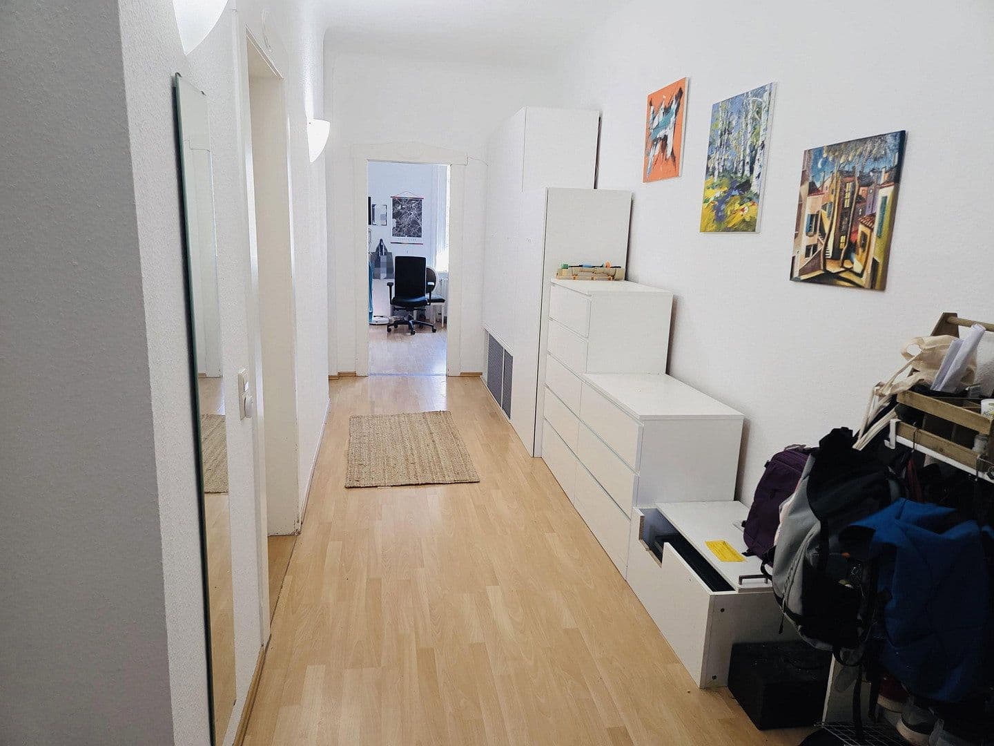 Prenájom bytu 3-izbový 94 m², Stuttgart, Bádensko-Wurttembersko Prenájom bytu 3-izbový 94 m², Stuttgart, Bádensko-Wurttembersko