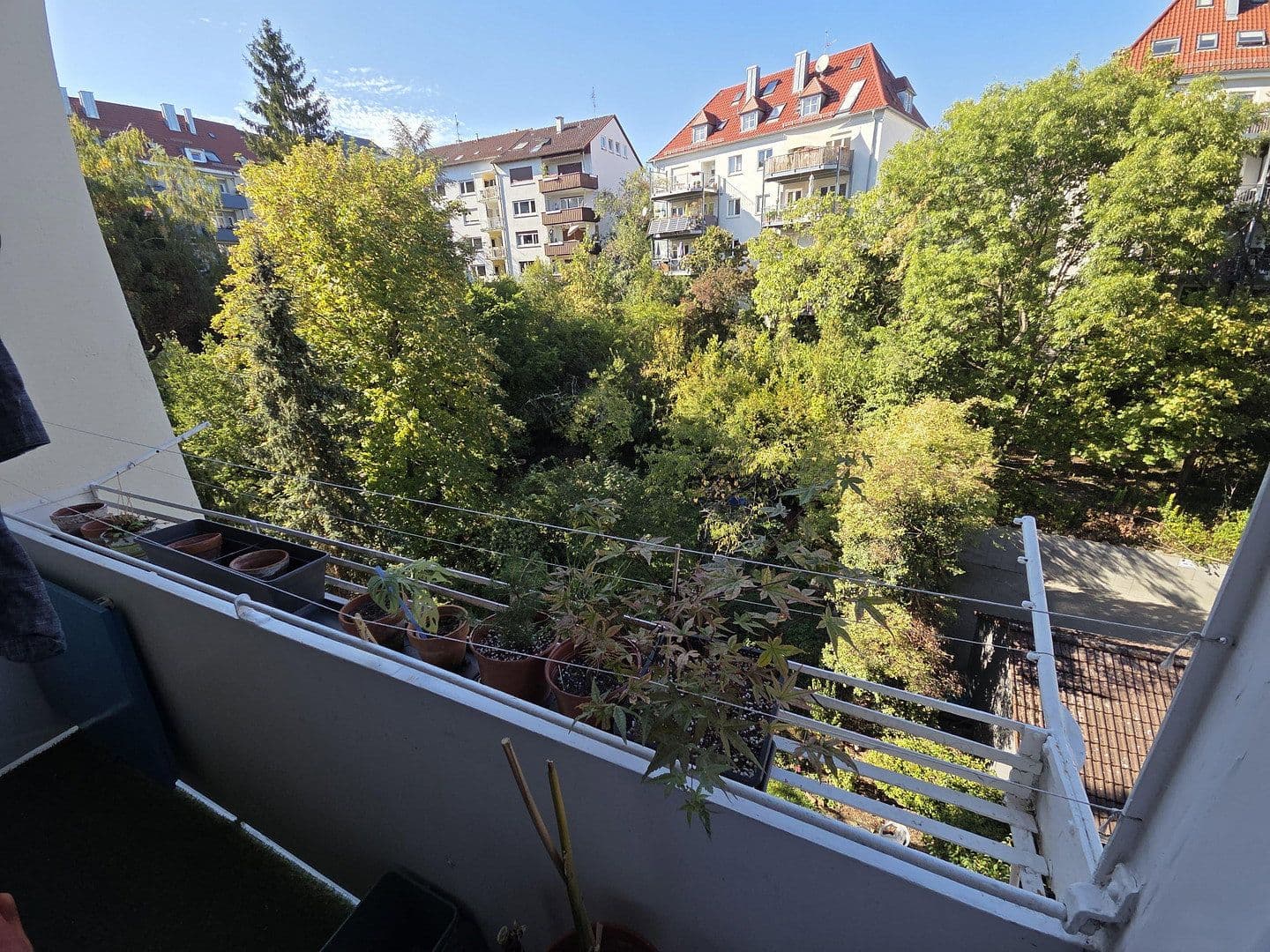 Prenájom bytu 3-izbový 94 m², Stuttgart, Bádensko-Wurttembersko Prenájom bytu 3-izbový 94 m², Stuttgart, Bádensko-Wurttembersko