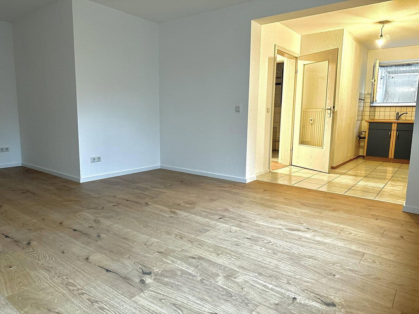 Prenájom bytu 1-izbový 47 m², Gülser Straße, Koblenz, Porýnie-Falcko Prenájom bytu 1-izbový 47 m², Gülser Straße, Koblenz, Porýnie-Falcko