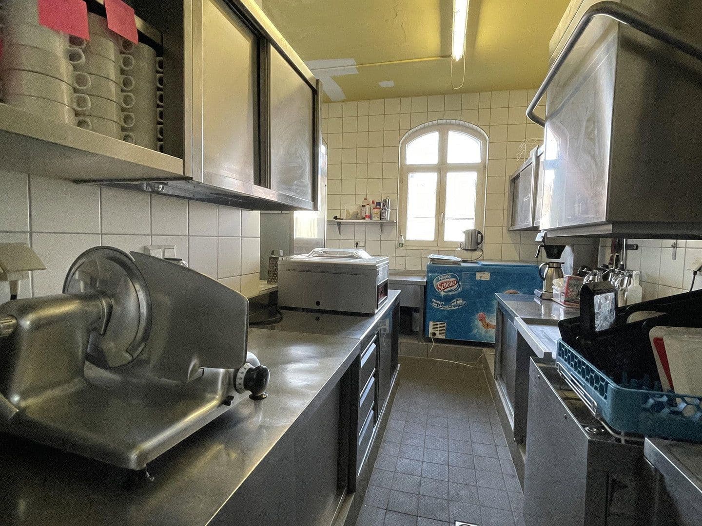 Prenájom nebytového priestoru 1.000 m², Mühleinsel 1, Kenzingen, Bádensko-Wurttembersko Prenájom nebytového priestoru 1.000 m², Mühleinsel 1, Kenzingen, Bádensko-Wurttembersko
