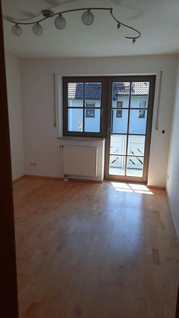 Predaj domu 158 m², pozemok 386 m², Reitmehring, Bavorsko Predaj domu 158 m², pozemok 386 m², Reitmehring, Bavorsko
