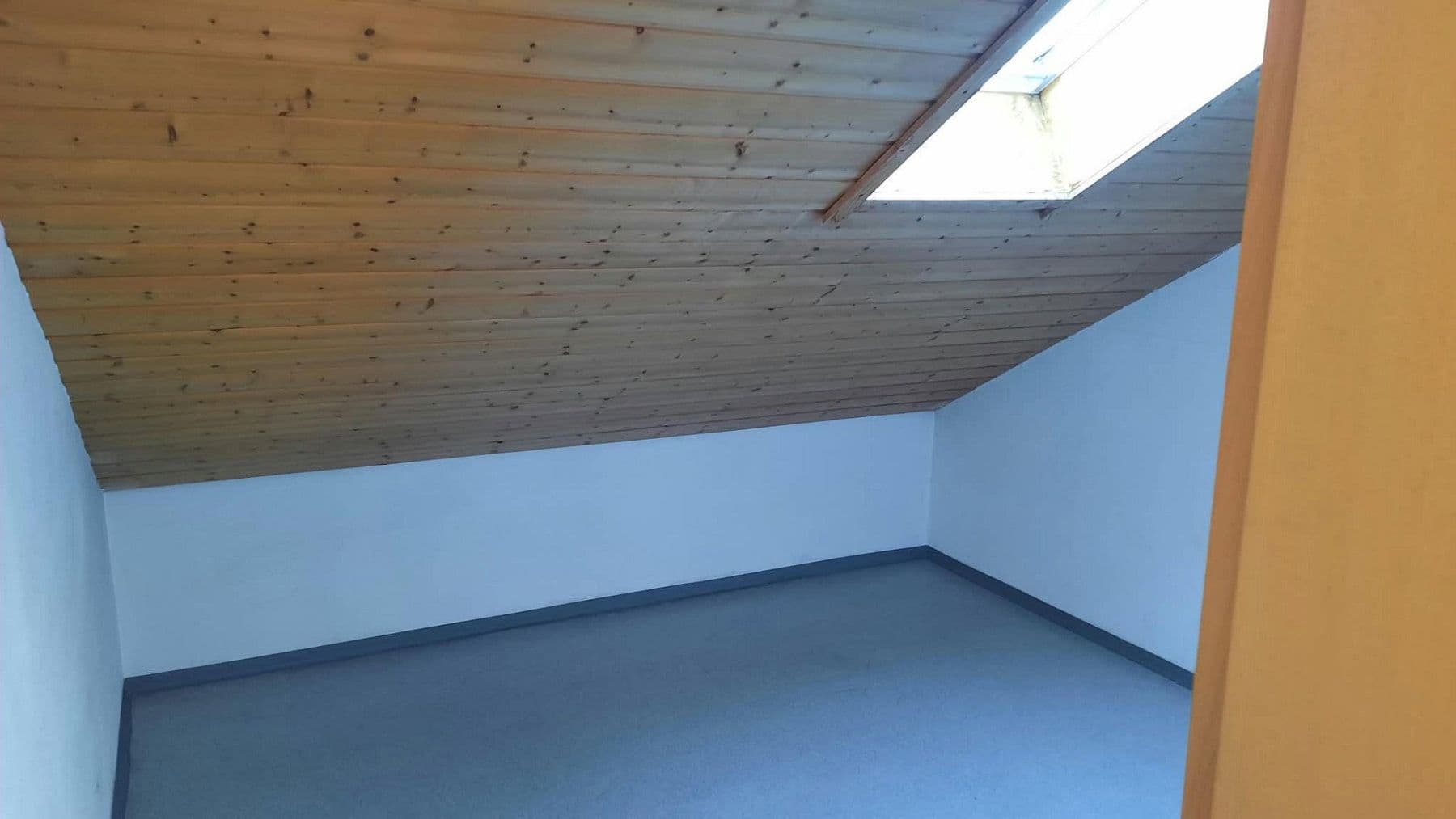 Predaj domu 158 m², pozemok 386 m², Reitmehring, Bavorsko Predaj domu 158 m², pozemok 386 m², Reitmehring, Bavorsko