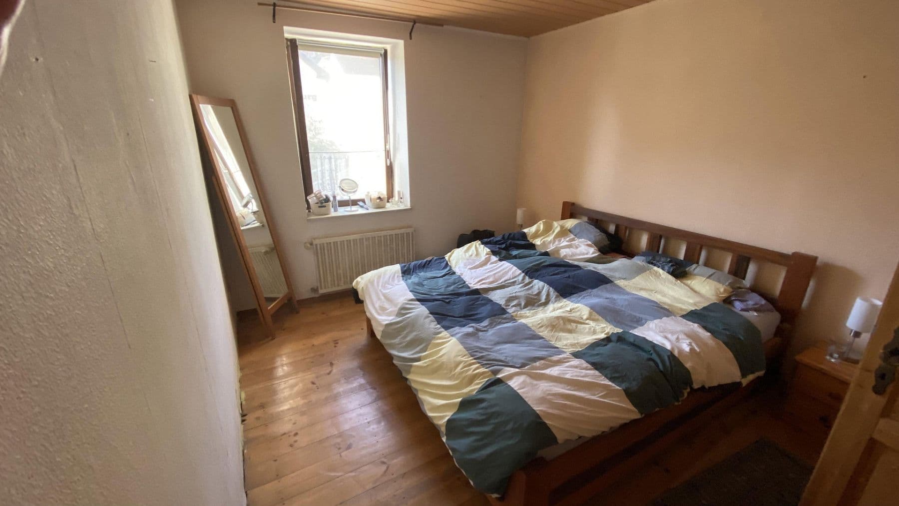 Predaj domu 160 m², pozemok 1.450 m², Falkenstein, Porýnie-Falcko Predaj domu 160 m², pozemok 1.450 m², Falkenstein, Porýnie-Falcko