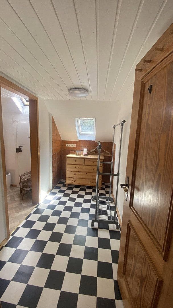 Predaj domu 160 m², pozemok 1.450 m², Falkenstein, Porýnie-Falcko Predaj domu 160 m², pozemok 1.450 m², Falkenstein, Porýnie-Falcko