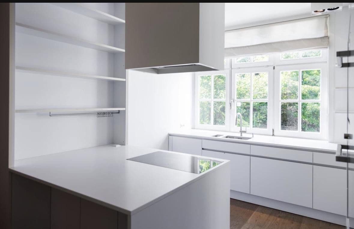 Predaj bytu 5-izbový 170 m², Hamburg, Hamburg Predaj bytu 5-izbový 170 m², Hamburg, Hamburg