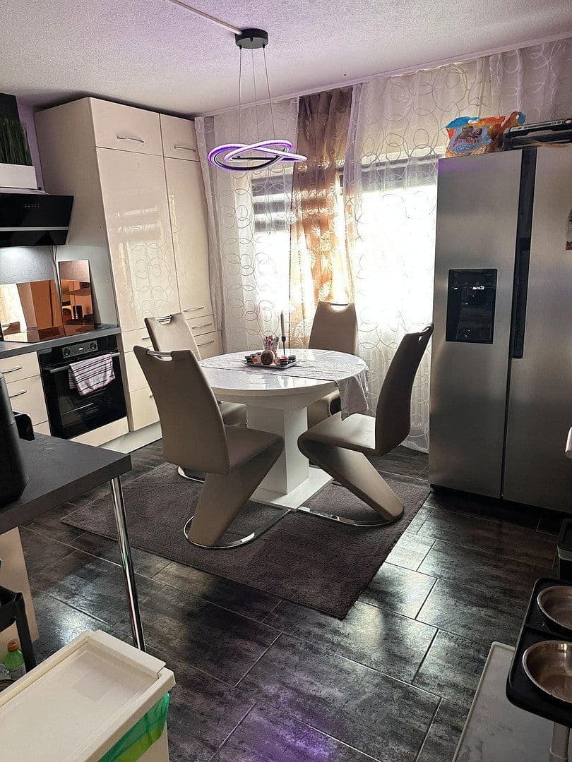 Predaj bytu 3-izbový 83 m², Stutensee, Bádensko-Wurttembersko Predaj bytu 3-izbový 83 m², Stutensee, Bádensko-Wurttembersko