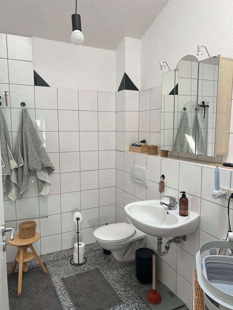 Prenájom bytu 1-izbový 70 m², Wehr, Bádensko-Wurttembersko Prenájom bytu 1-izbový 70 m², Wehr, Bádensko-Wurttembersko