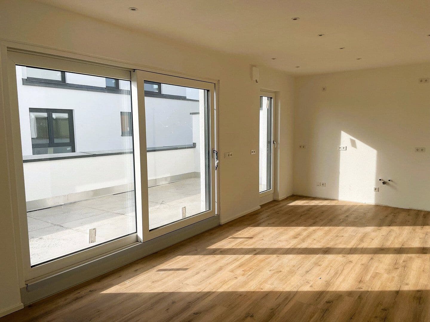 Prenájom bytu 3-izbový 74 m², Aldringenstraße 7, Ingolstadt, Bavorsko Prenájom bytu 3-izbový 74 m², Aldringenstraße 7, Ingolstadt, Bavorsko