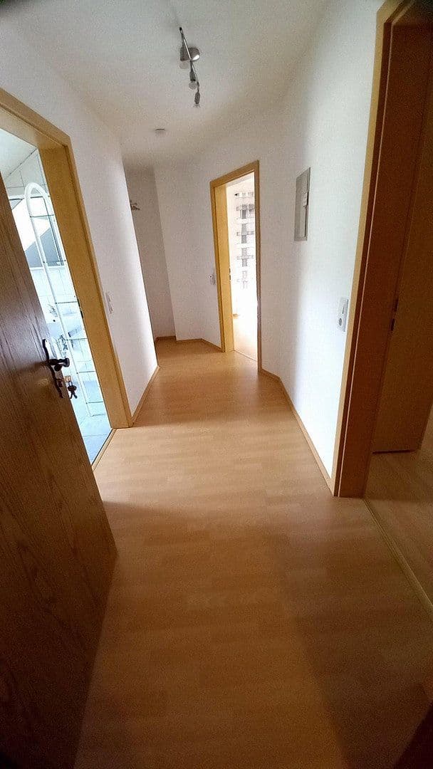 Prenájom bytu 2-izbový 60 m², Heidenheim, Bavorsko Prenájom bytu 2-izbový 60 m², Heidenheim, Bavorsko