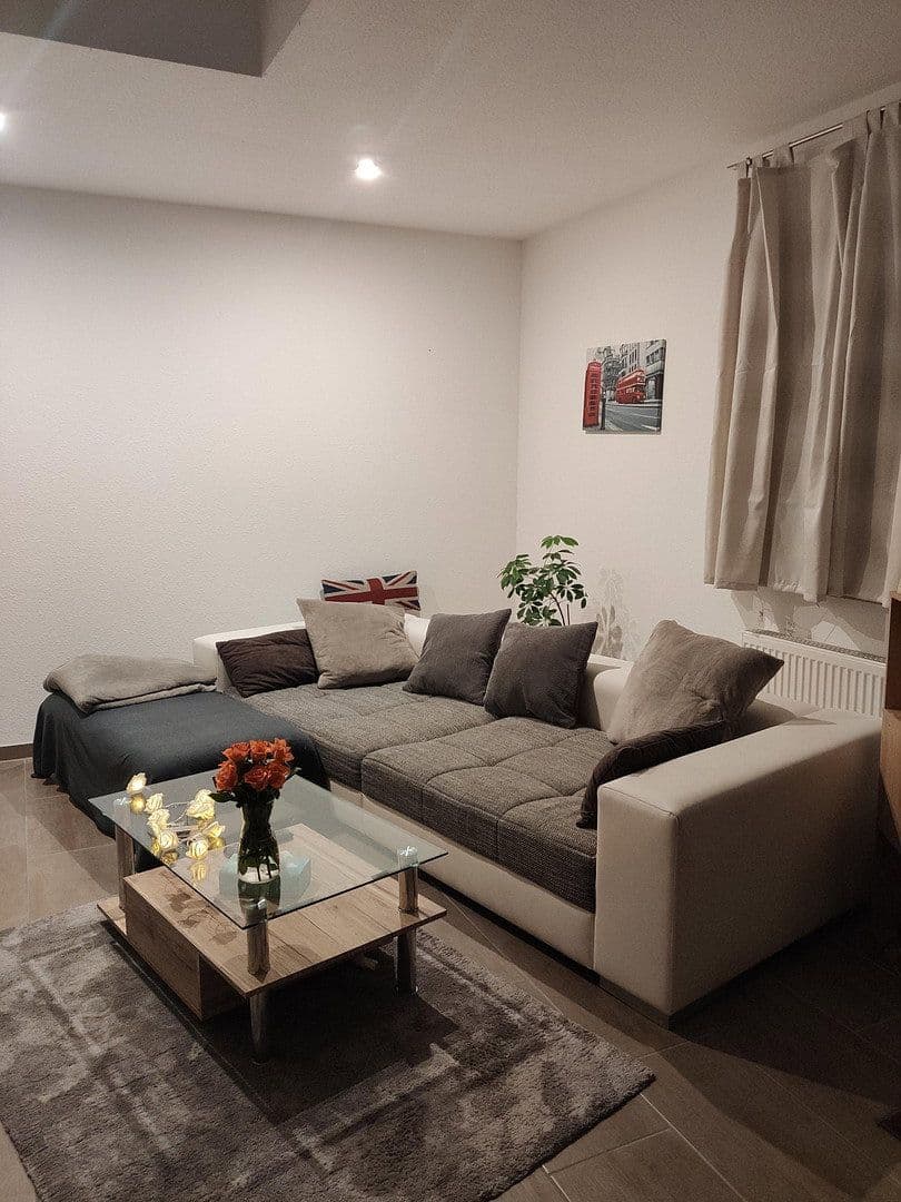 Prenájom bytu 2-izbový 60 m², Nikolausstraße 5, Fulda, Hesensko Prenájom bytu 2-izbový 60 m², Nikolausstraße 5, Fulda, Hesensko