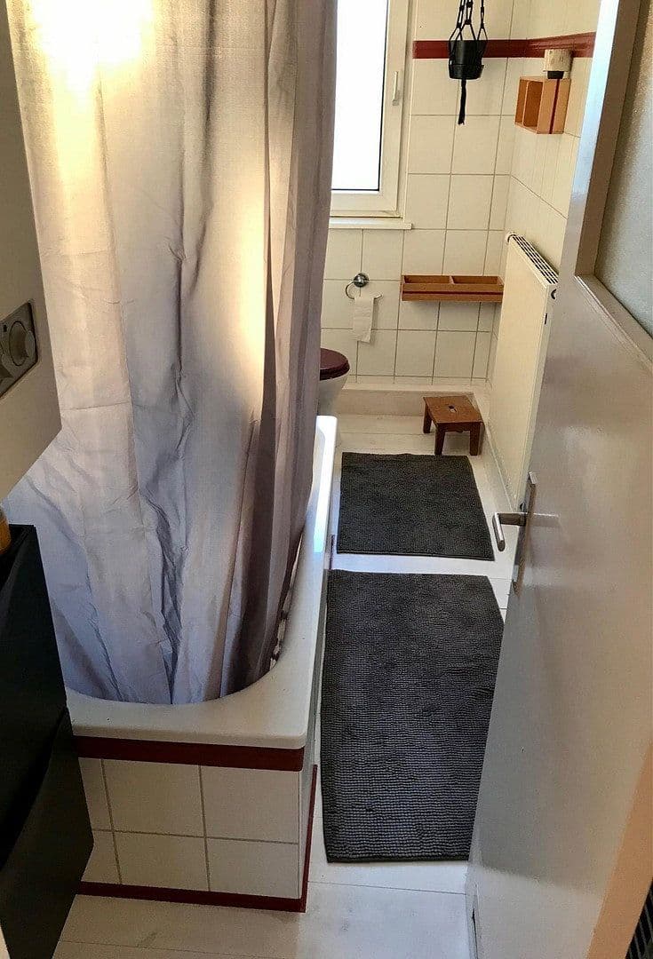 Predaj bytu 1-izbový 35 m², Berlin, Berlín Predaj bytu 1-izbový 35 m², Berlin, Berlín