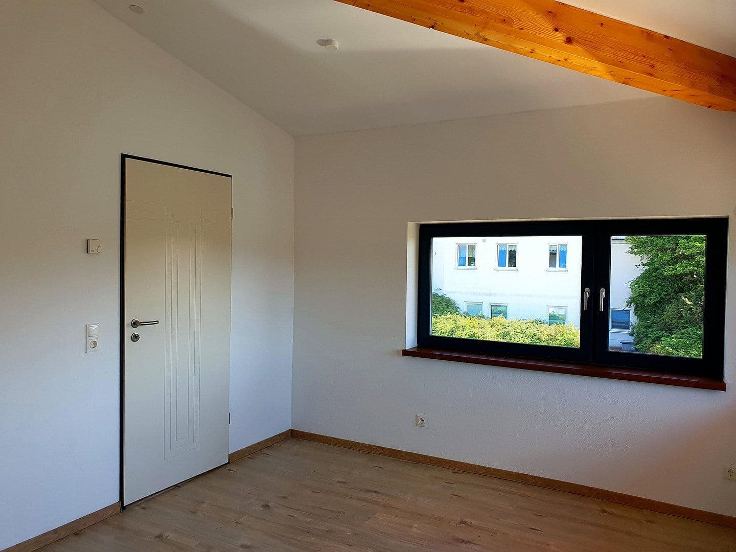 Prenájom bytu 7-izbový 151 m², Diedorf, Bavorsko Prenájom bytu 7-izbový 151 m², Diedorf, Bavorsko
