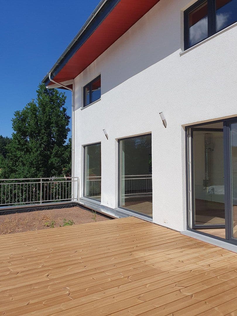 Prenájom bytu 7-izbový 151 m², Diedorf, Bavorsko Prenájom bytu 7-izbový 151 m², Diedorf, Bavorsko