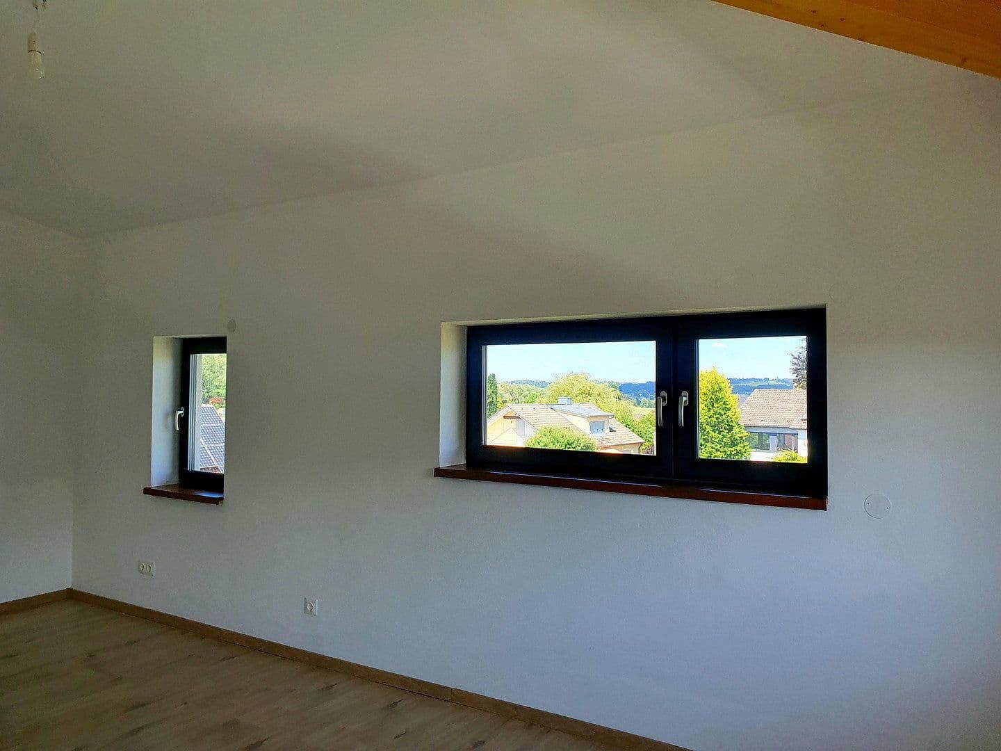 Prenájom bytu 7-izbový 151 m², Diedorf, Bavorsko Prenájom bytu 7-izbový 151 m², Diedorf, Bavorsko