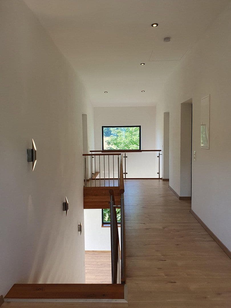 Prenájom bytu 7-izbový 151 m², Diedorf, Bavorsko Prenájom bytu 7-izbový 151 m², Diedorf, Bavorsko
