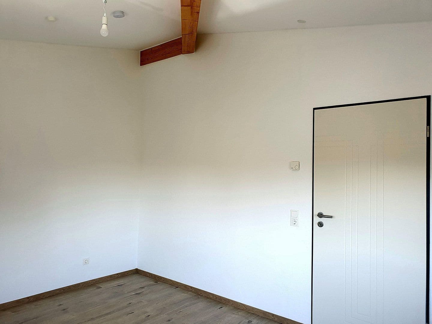 Prenájom bytu 7-izbový 151 m², Diedorf, Bavorsko Prenájom bytu 7-izbový 151 m², Diedorf, Bavorsko