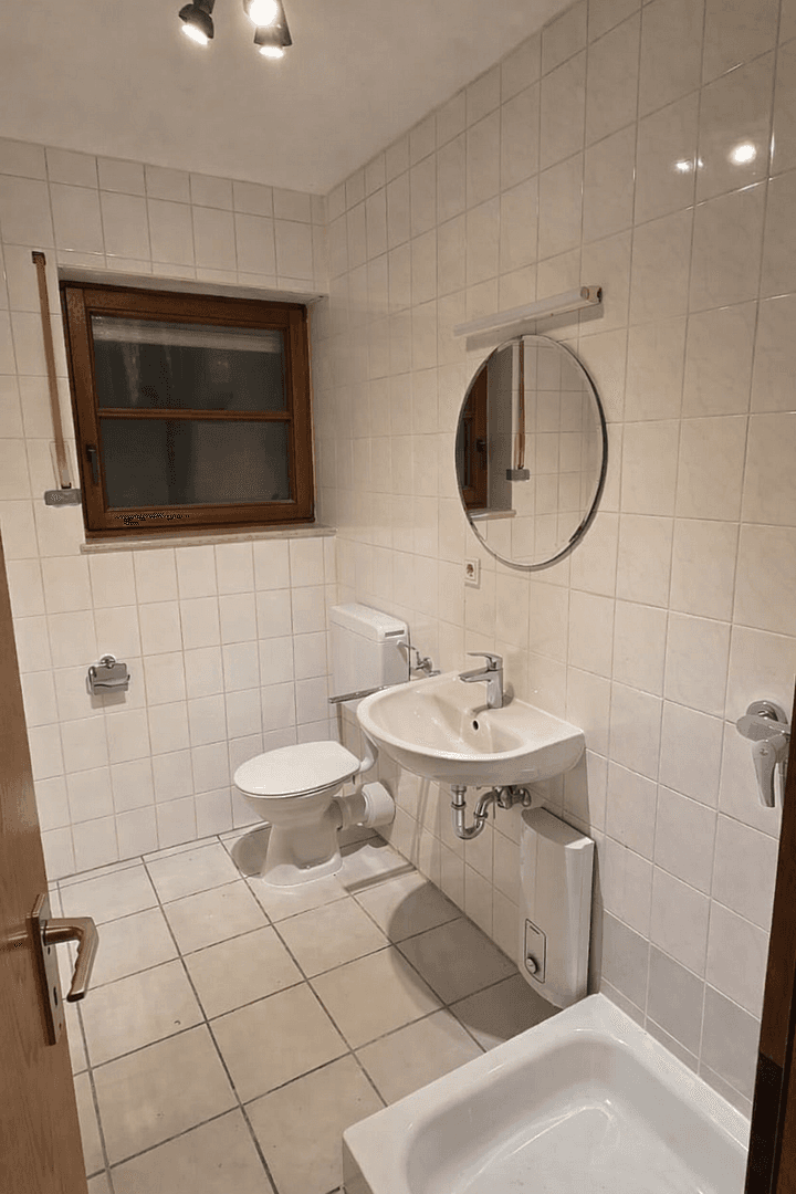 Prenájom bytu 1-izbový 30 m², Kaiserslautern, Porýnie-Falcko Prenájom bytu 1-izbový 30 m², Kaiserslautern, Porýnie-Falcko