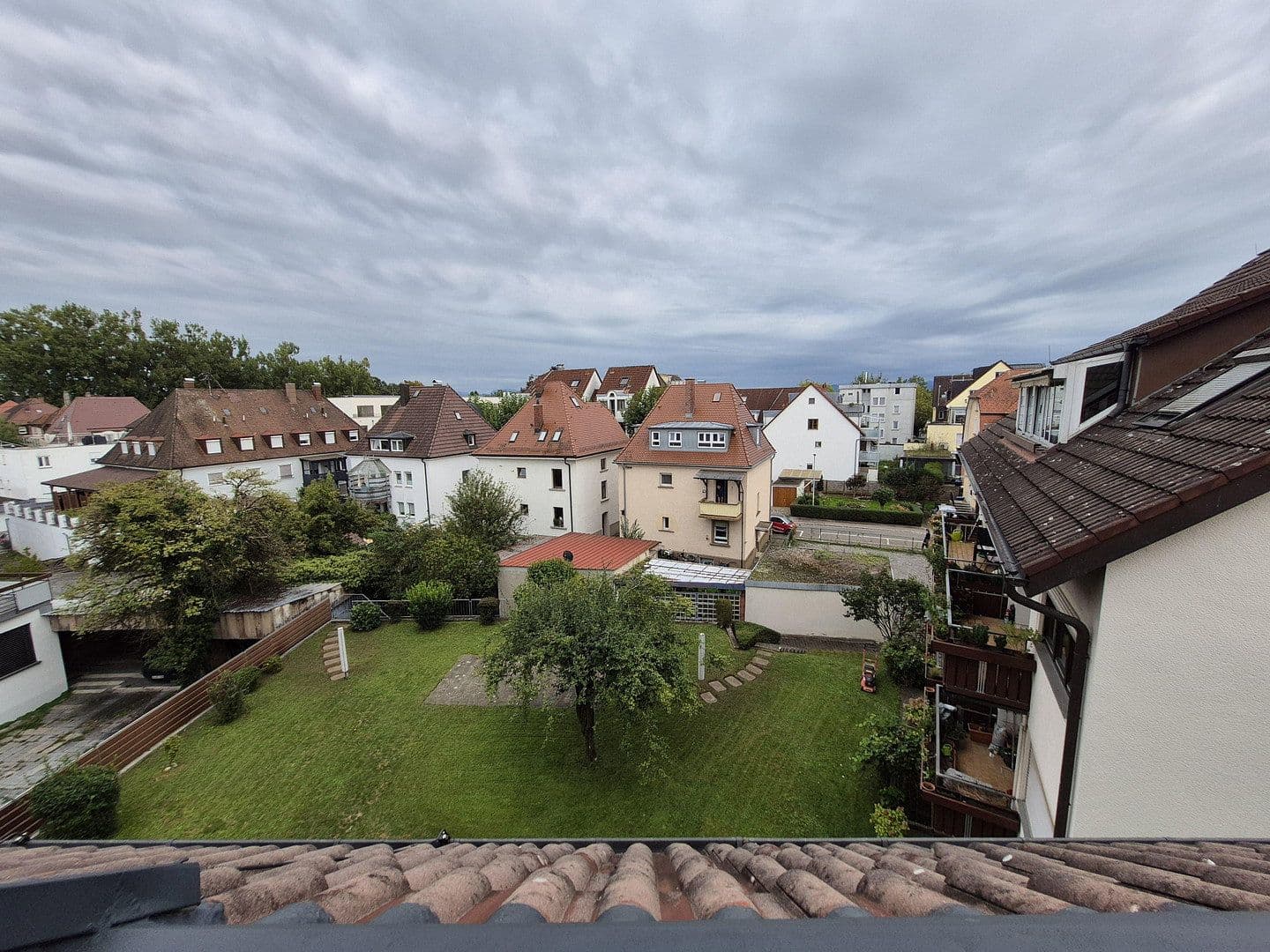Prenájom bytu 3-izbový 80 m², Moltkestraße 22, Friedrichshafen, Bádensko-Wurttembersko Prenájom bytu 3-izbový 80 m², Moltkestraße 22, Friedrichshafen, Bádensko-Wurttembersko