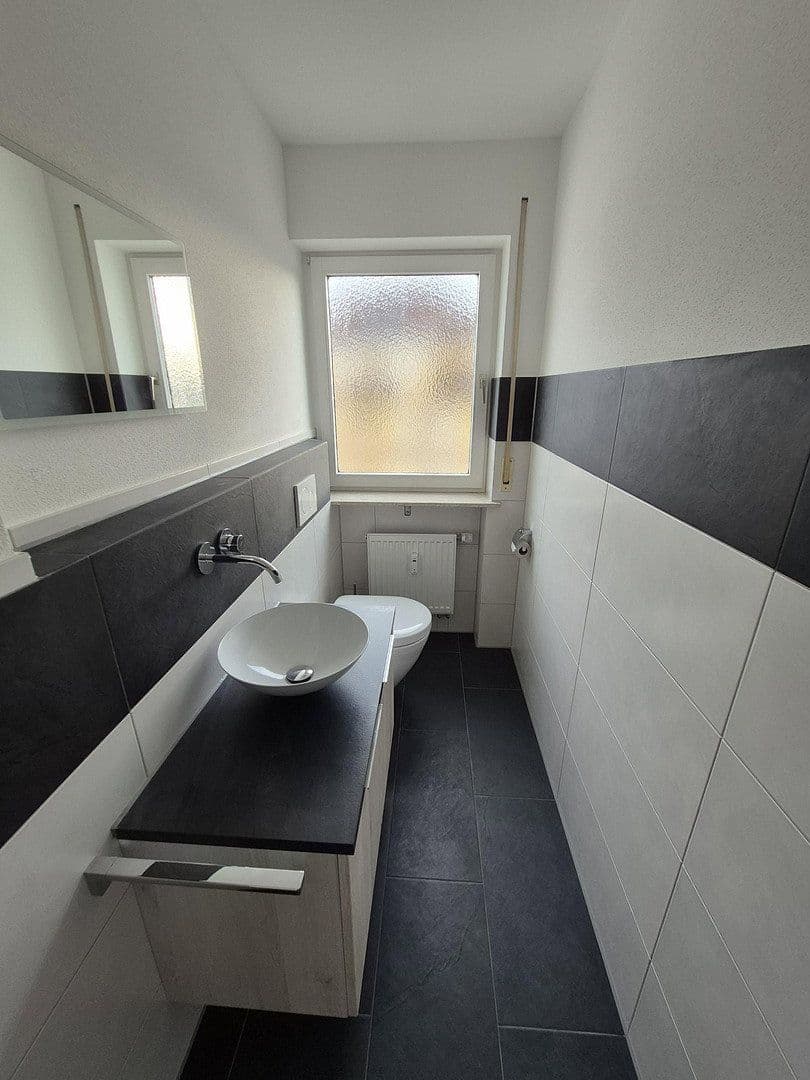Prenájom bytu 3-izbový 80 m², Moltkestraße 22, Friedrichshafen, Bádensko-Wurttembersko Prenájom bytu 3-izbový 80 m², Moltkestraße 22, Friedrichshafen, Bádensko-Wurttembersko