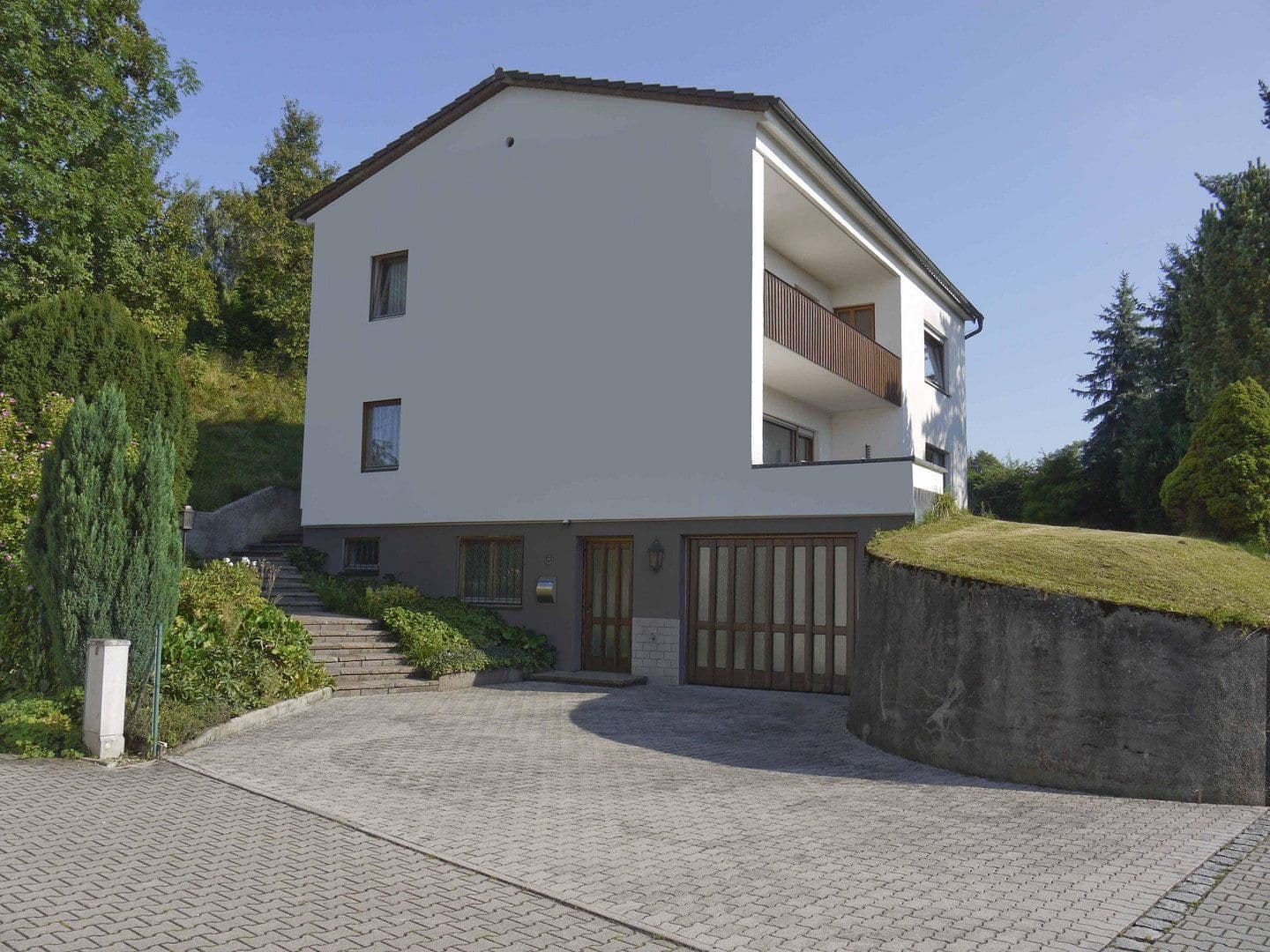 Predaj domu 192 m², pozemok 1.559 m², Schwindegg, Bavorsko Predaj domu 192 m², pozemok 1.559 m², Schwindegg, Bavorsko