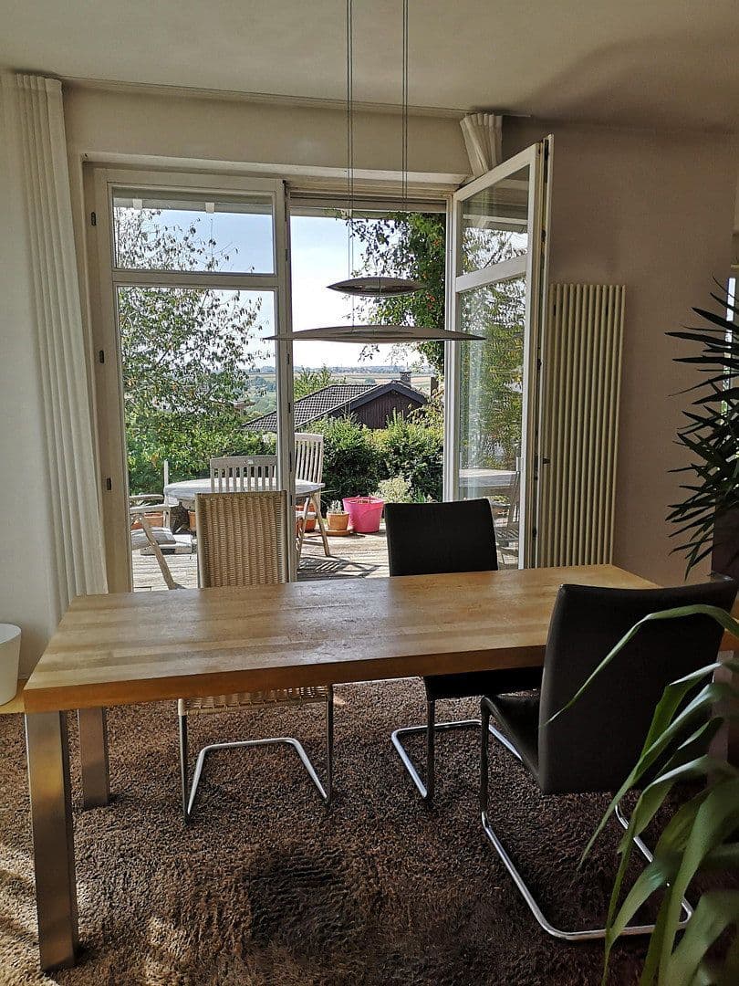 Predaj domu 245 m², pozemok 890 m², Rosenfeld, Bádensko-Wurttembersko Predaj domu 245 m², pozemok 890 m², Rosenfeld, Bádensko-Wurttembersko