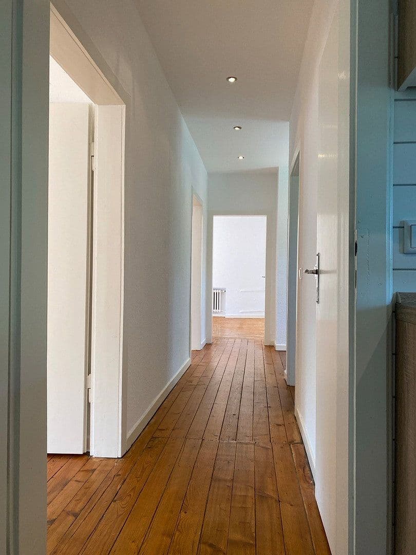 Prenájom bytu 3-izbový 83 m², Kapellenstraße, Bad Driburg, Severné Porýnie - Westfálsko Prenájom bytu 3-izbový 83 m², Kapellenstraße, Bad Driburg, Severné Porýnie - Westfálsko