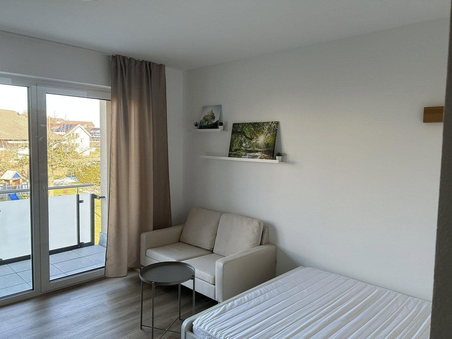 Prenájom bytu 1-izbový 28 m², Künzelsau, Bádensko-Wurttembersko Prenájom bytu 1-izbový 28 m², Künzelsau, Bádensko-Wurttembersko