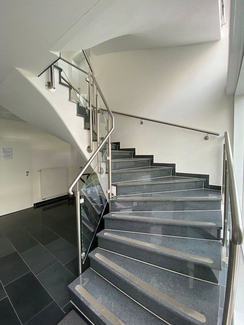 Prenájom bytu 3-izbový 96 m², Braunschweig, Dolné Sasko Prenájom bytu 3-izbový 96 m², Braunschweig, Dolné Sasko