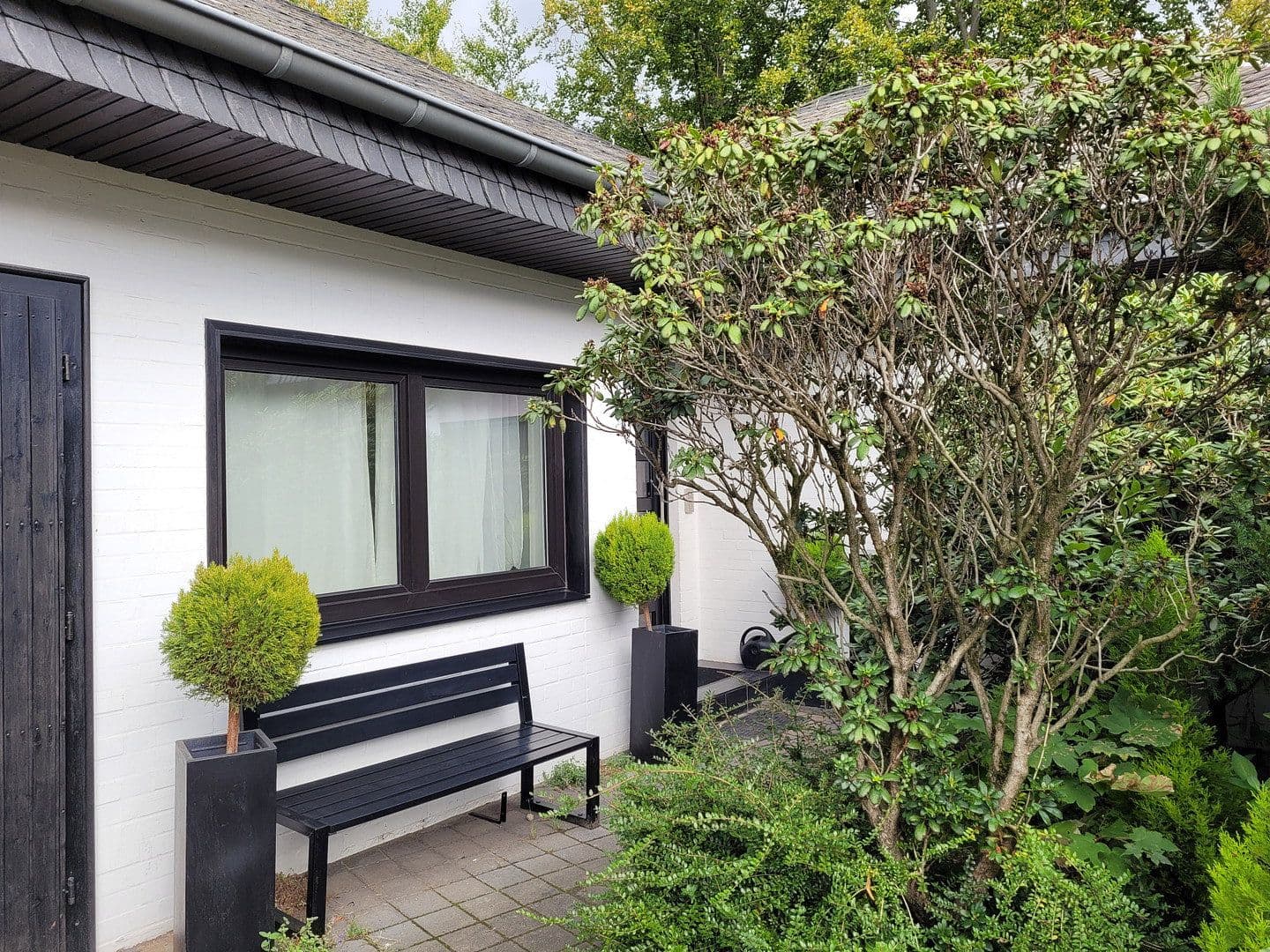 Predaj domu 141 m², pozemok 840 m², Neuenberger Straße, Neuss, Severné Porýnie - Westfálsko Predaj domu 141 m², pozemok 840 m², Neuenberger Straße, Neuss, Severné Porýnie - Westfálsko