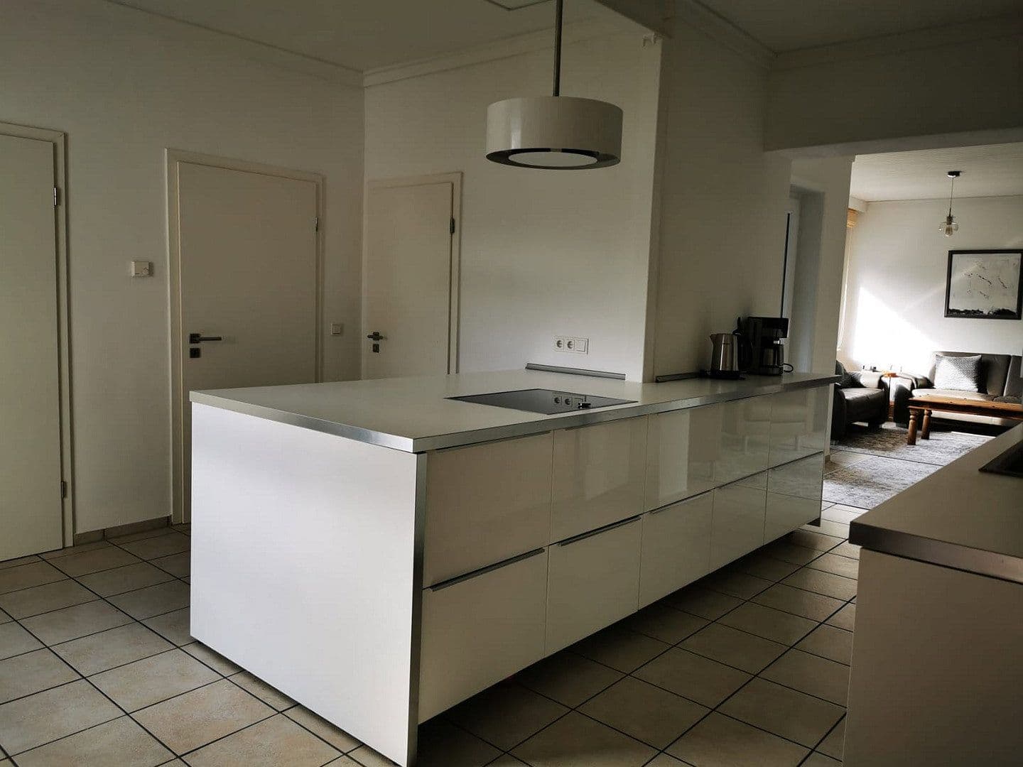 Predaj domu 141 m², pozemok 840 m², Neuenberger Straße, Neuss, Severné Porýnie - Westfálsko Predaj domu 141 m², pozemok 840 m², Neuenberger Straße, Neuss, Severné Porýnie - Westfálsko